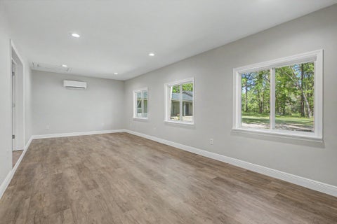 Tiny photo for 3308-A Gallant Fox Trail, Tallahassee, FL 32309 (MLS # 402224)