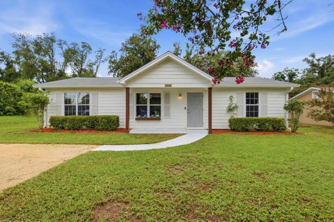 Photo of 2062 Little River Lane, Tallahassee, FL 32311 (MLS # 402223)
