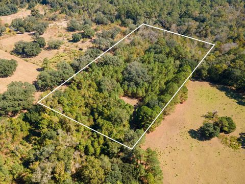 Photo of 0 Gardners Farm Road, Tallahassee, FL 32312 (MLS # 392304)