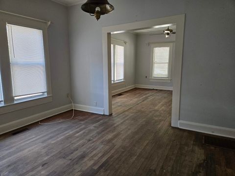 Tiny photo for 1526 BLOUNTSTOWN Street, Tallahassee, FL 32304 (MLS # 396012)