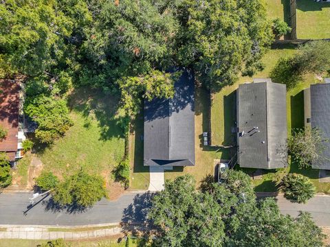 Tiny photo for 2133 Flipper Street, Tallahassee, FL 32310 (MLS # 391852)