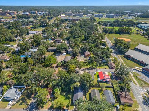 Tiny photo for 2133 Flipper Street, Tallahassee, FL 32310 (MLS # 391852)