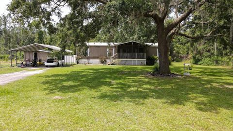 A home in PERRY