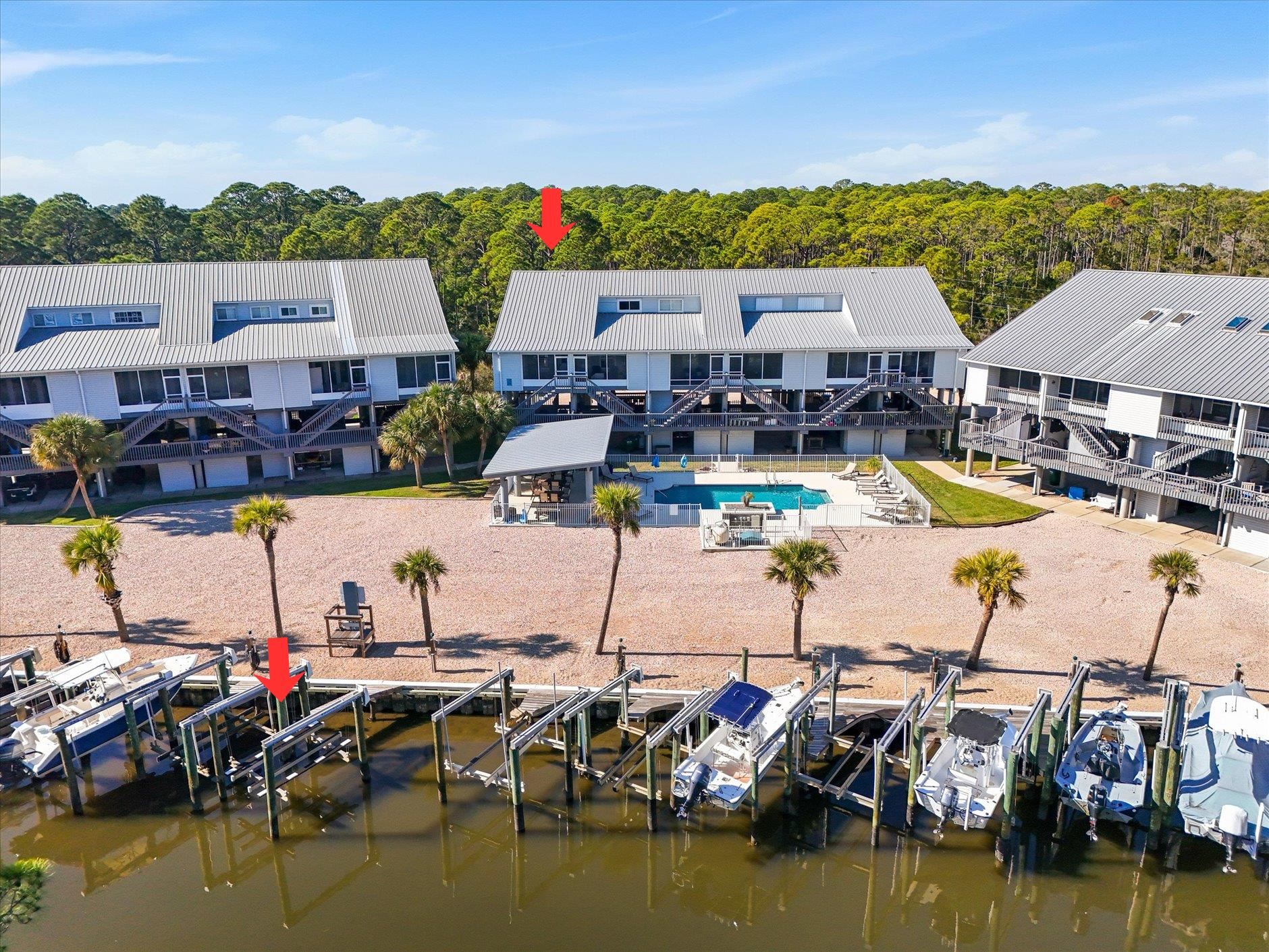 695 B6 Mashes Sands Road