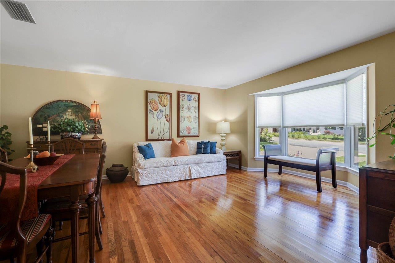 1115 Sandhurst Drive