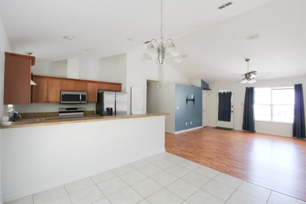 Photo of 33 Paulette Drive, Crawfordville, FL 32327 (MLS # 397800)