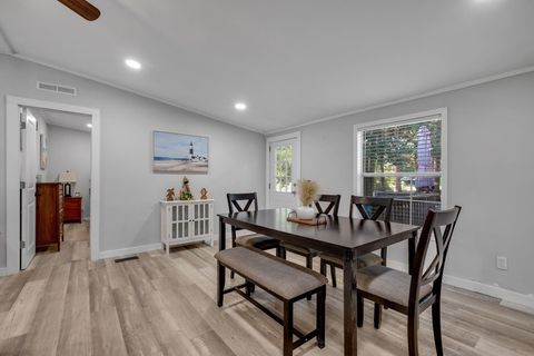 Tiny photo for 16985 W Chucks Place, Tallahassee, FL 32309 (MLS # 402054)