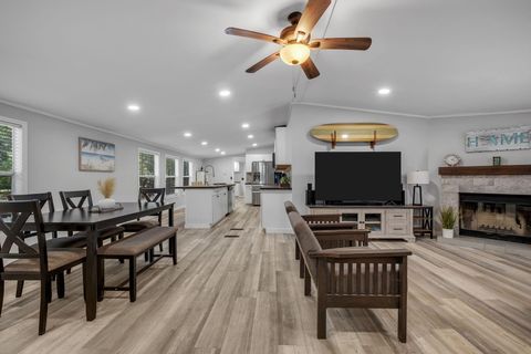 Tiny photo for 16985 W Chucks Place, Tallahassee, FL 32309 (MLS # 402054)