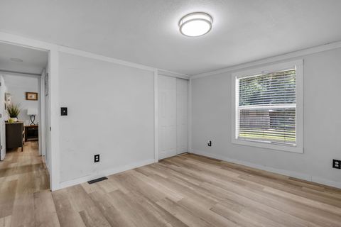 Tiny photo for 16985 W Chucks Place, Tallahassee, FL 32309 (MLS # 402054)