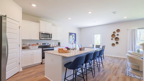 Tiny photo for 2986 Ervine Street, Tallahassee, FL 32308 (MLS # 388039)