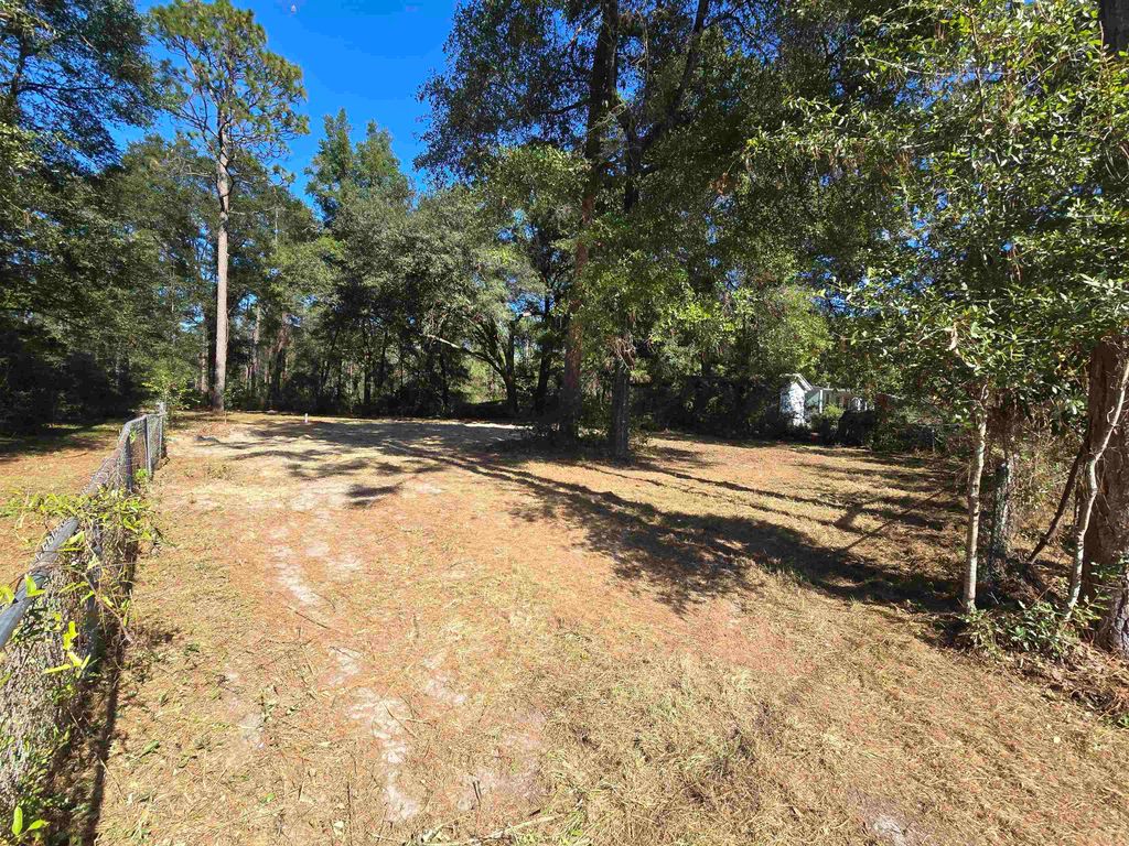 Photo of 2658 Low Ridge Lane, Tallahassee, FL 32305 (MLS # 393210)
