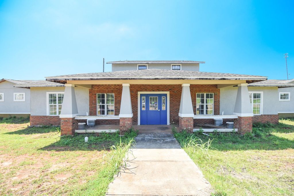 Photo of 18520 Blue Star Highway, Quincy, FL 32351 (MLS # 392644)