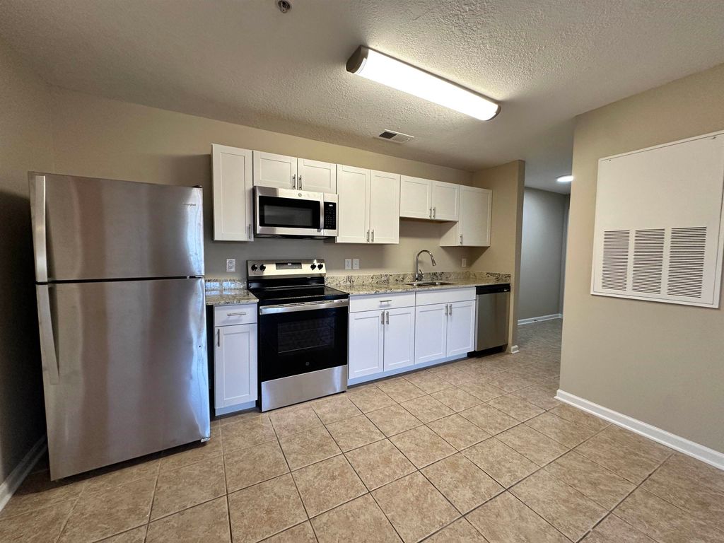Photo of 3000 S Adams Street #533, Tallahassee, FL 32301 (MLS # 396385)