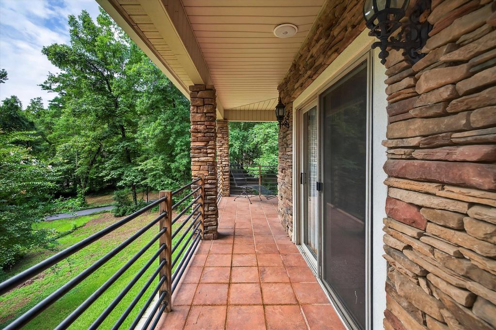 Photo of 3508 Trillium Court, Tallahassee, FL 32312 (MLS # 398541)