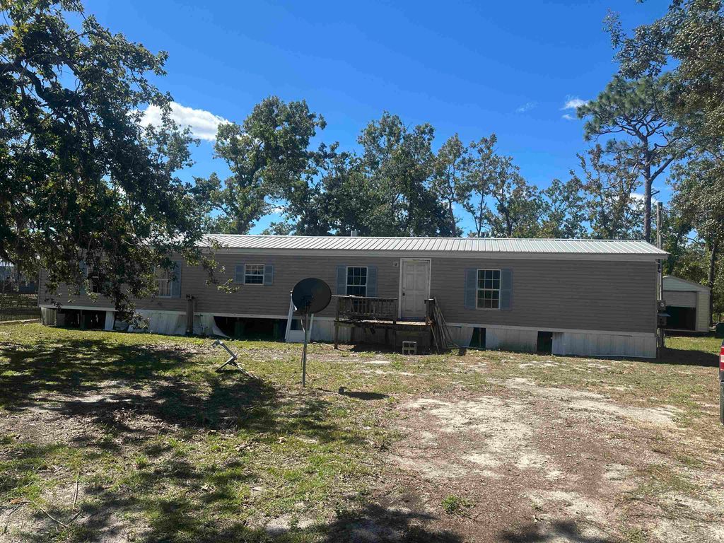 Photo of 17138 E Royal Oak Drive, Perry, FL 32348 (MLS # 392079)