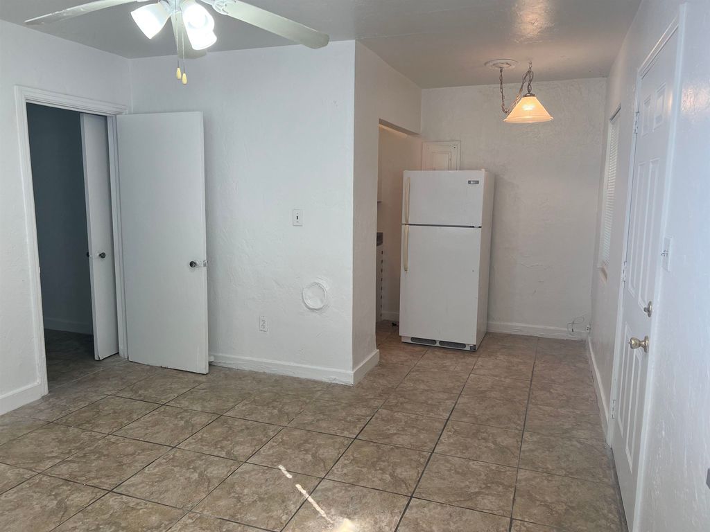 Photo of 879 Campus Circle #2, Tallahassee, FL 32304 (MLS # 393069)