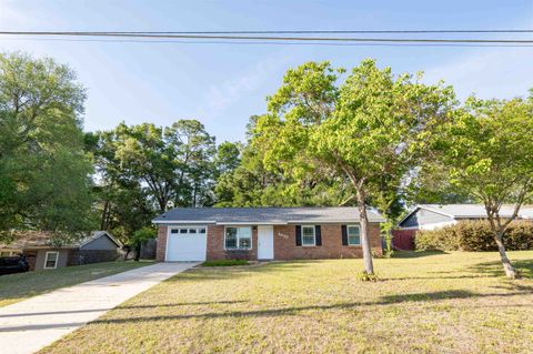 Tiny photo for 4695 Autumn Woods Way, Tallahassee, FL 32303 (MLS # 398957)