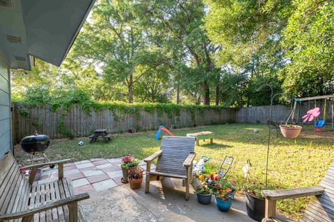 Tiny photo for 4695 Autumn Woods Way, Tallahassee, FL 32303 (MLS # 398957)