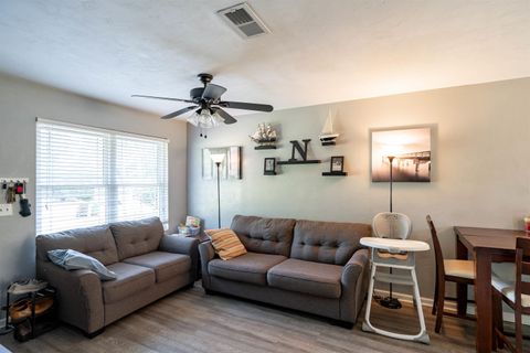 Tiny photo for 4695 Autumn Woods Way, Tallahassee, FL 32303 (MLS # 398957)
