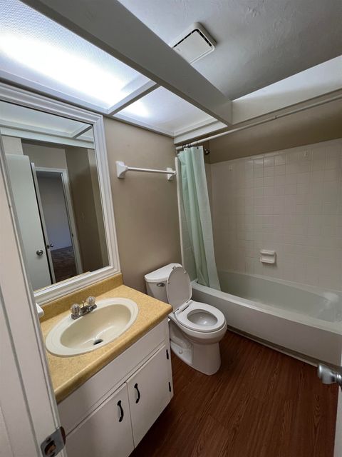 Tiny photo for 1033 Crossing Brook Way Way #D, Tallahassee, FL 32311 (MLS # 352477)