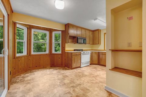 Tiny photo for 3700 Honey Bee Point, Tallahassee, FL 32309 (MLS # 387605)