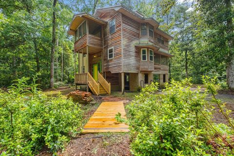 Photo of 3700 Honey Bee Point, Tallahassee, FL 32309 (MLS # 387605) Photo of 3700 Honey Bee Point, Tallahassee, FL 32309 (MLS # 387605)