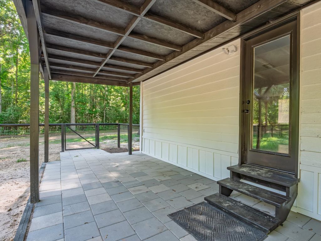 Photo of 1266 Dr MLK Jr Memorial Road, Crawfordville, FL 32327 (MLS # 399799)