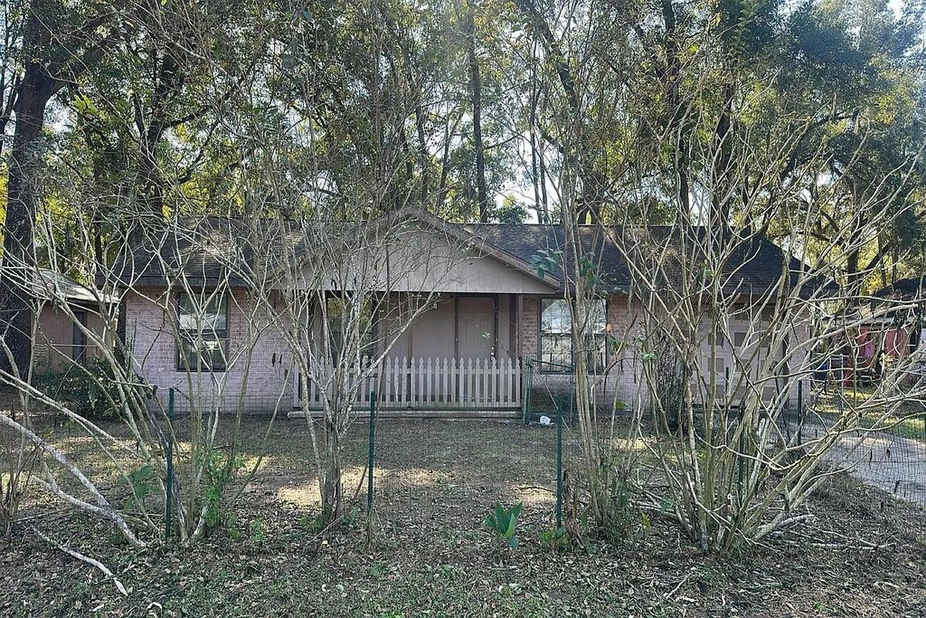Photo of 6448 NW 61st Street, Ocala, FL 34482 (MLS # 393627)