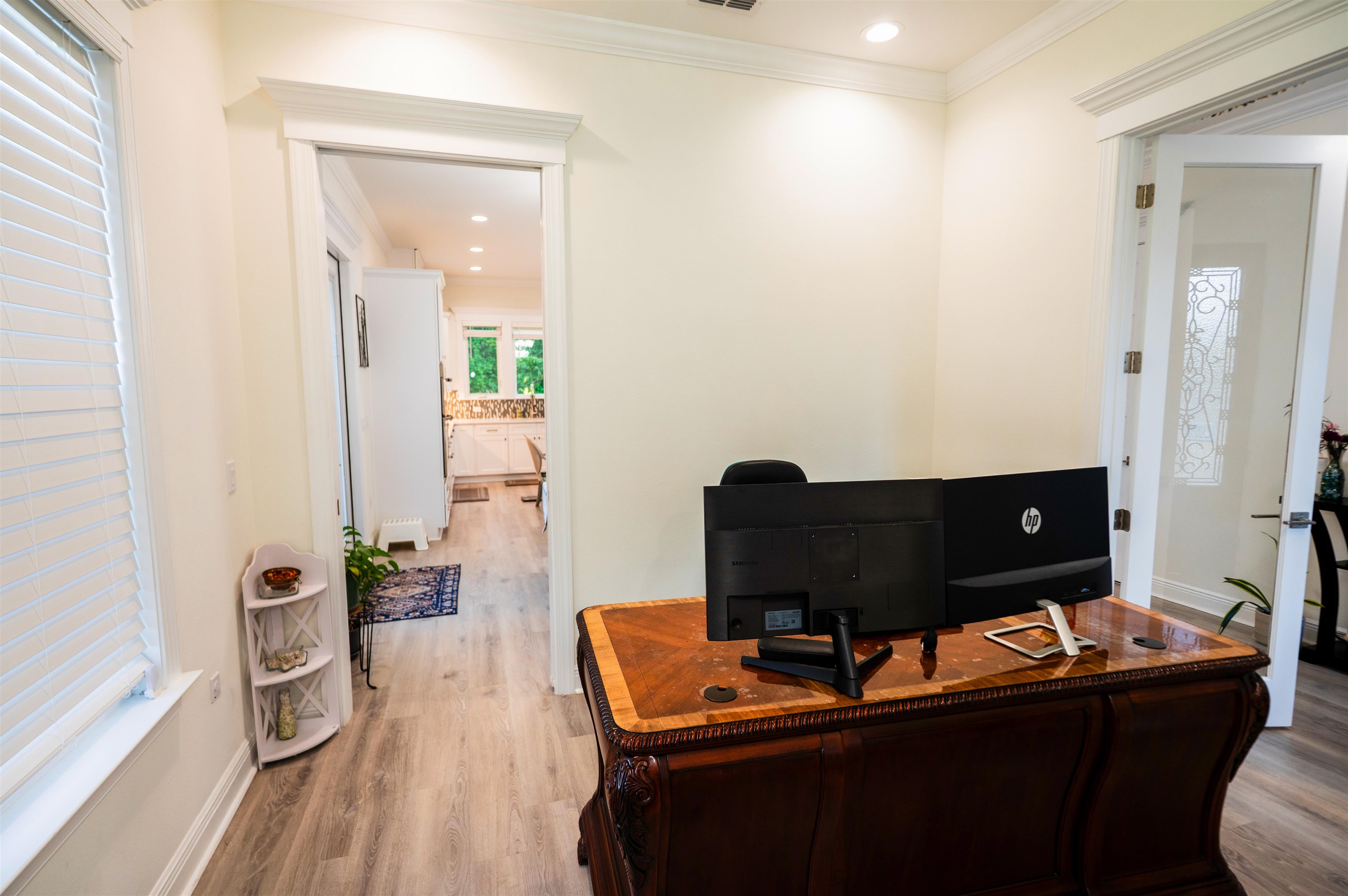 3369 MARIANA OAKS Drive