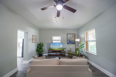 Tiny photo for 809 Dover Street, Tallahassee, FL 32304 (MLS # 396465)