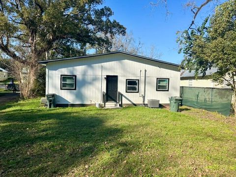 Tiny photo for 809 Dover Street, Tallahassee, FL 32304 (MLS # 396465)