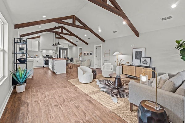 900 CIRCLE DR, HAVANA, FL 32333 - Image 2ce1b9fcf8c5e9612d33f0b280fa698f/2661009606