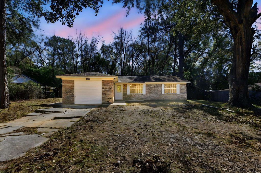 Photo of 3529 Wood Hill Drive, Tallahassee, FL 32303 (MLS # 395881)