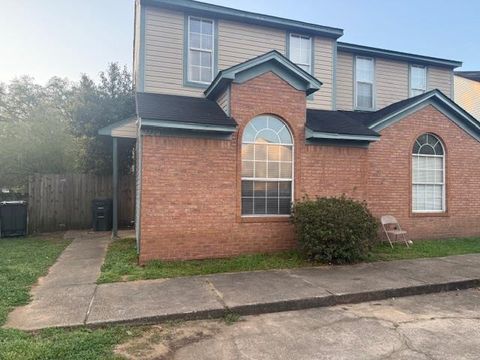 Photo of 2720 Tess Circle, Tallahassee, FL 32304 (MLS # 397056)