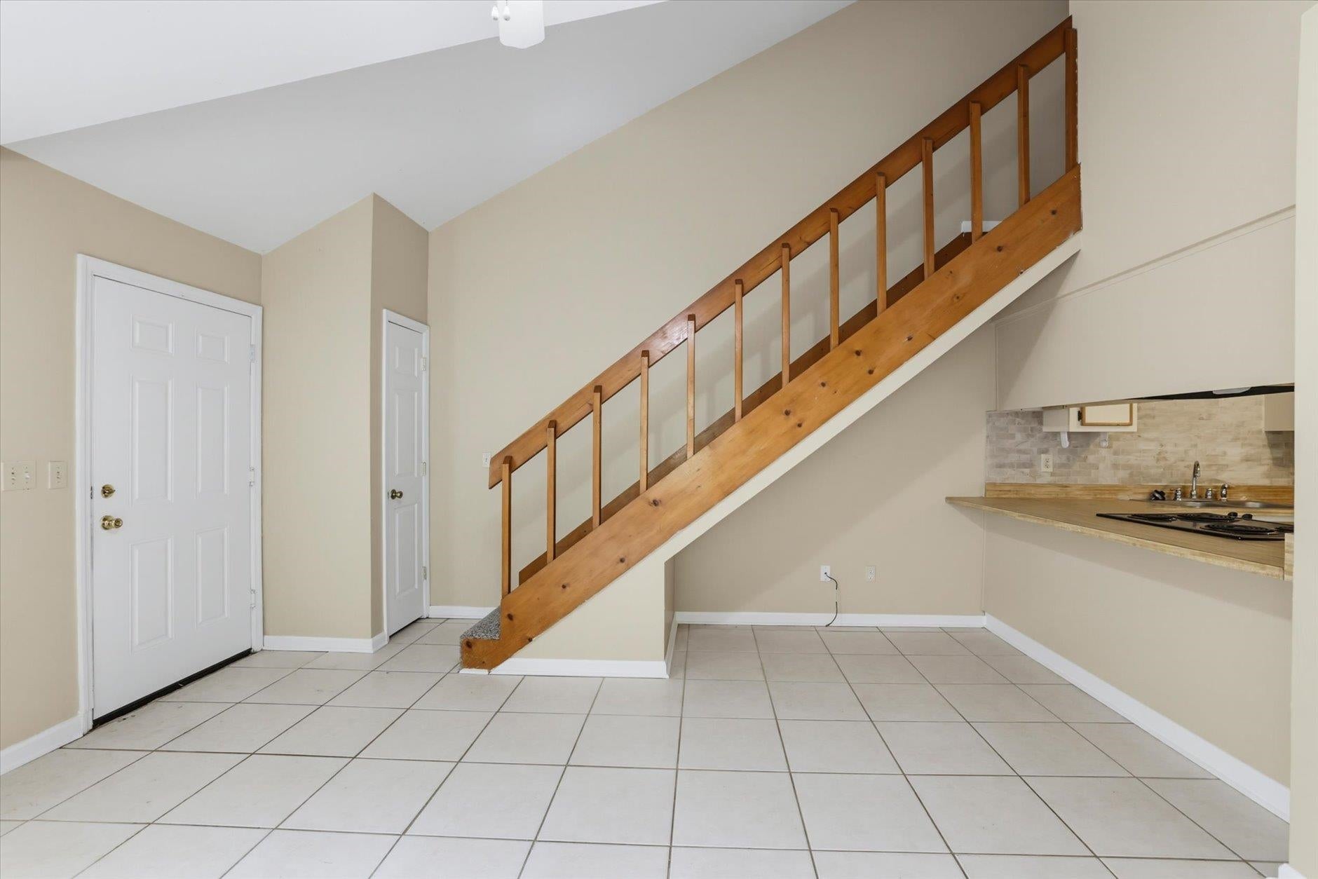 1808 Jackson Bluff Road F