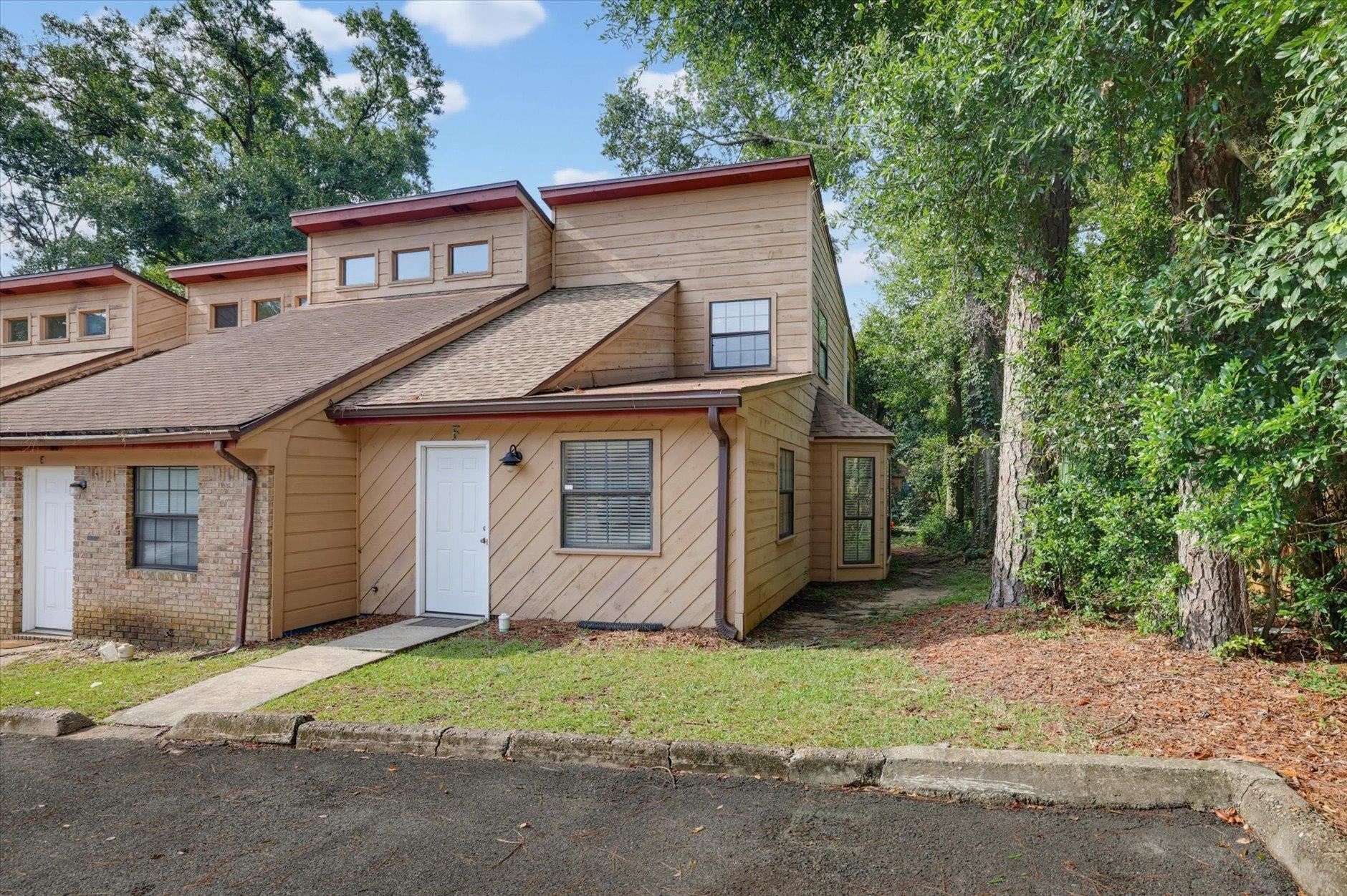 1808 Jackson Bluff Road F