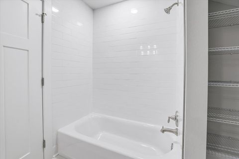 Tiny photo for 3469 Cedarwood Trail, Tallahassee, FL 32312 (MLS # 393176)