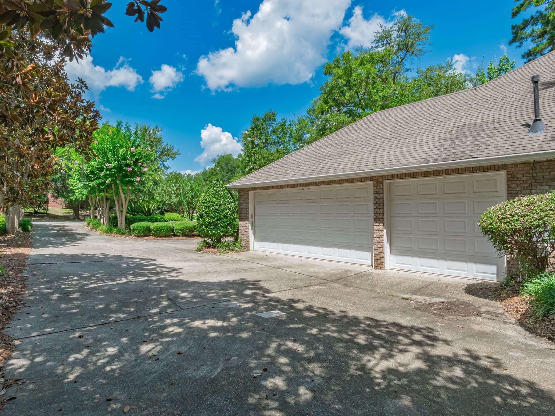 2316 Cobb Drive