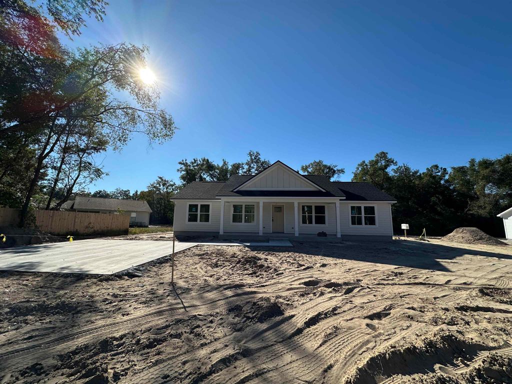 Photo of 187 Shadeville Road, Crawfordville, FL 32327 (MLS # 392129)