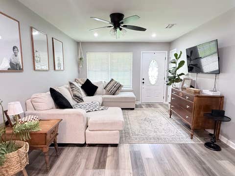 Photo of 720 Kendall Drive, Tallahassee, FL 32301 (MLS # 398932)