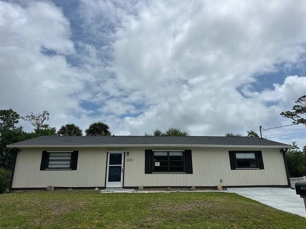 Photo of 5390 Turton Lane, Other Florida, FL 32127 (MLS # 400154)
