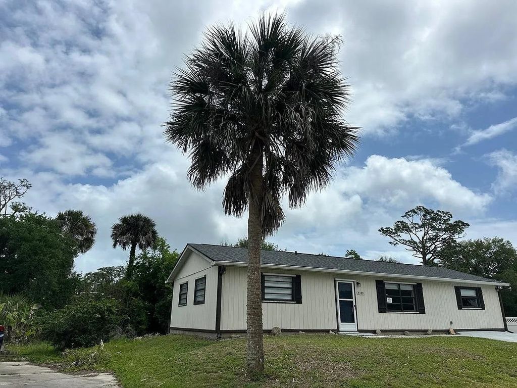Photo of 5390 Turton Lane, Other Florida, FL 32127 (MLS # 400154)