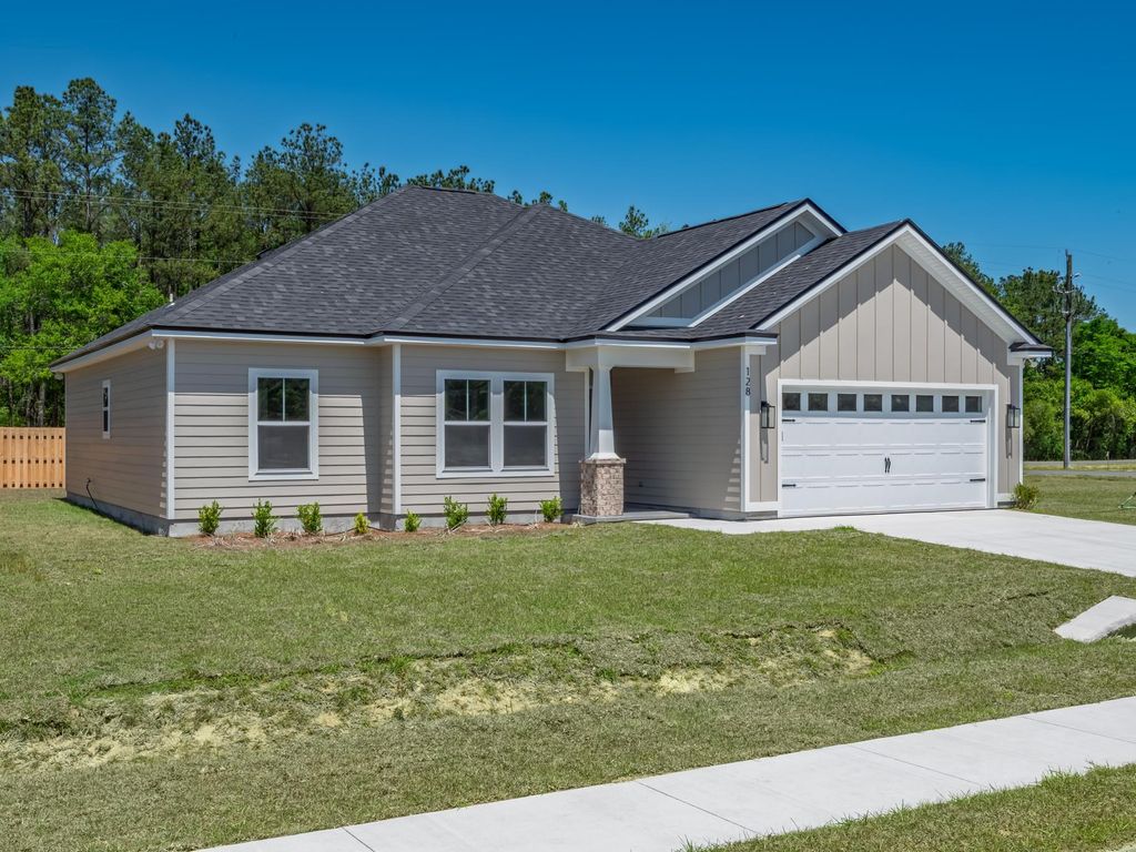 Photo of 128 Divine Loop, Crawfordville, FL 32327 (MLS # 400227)