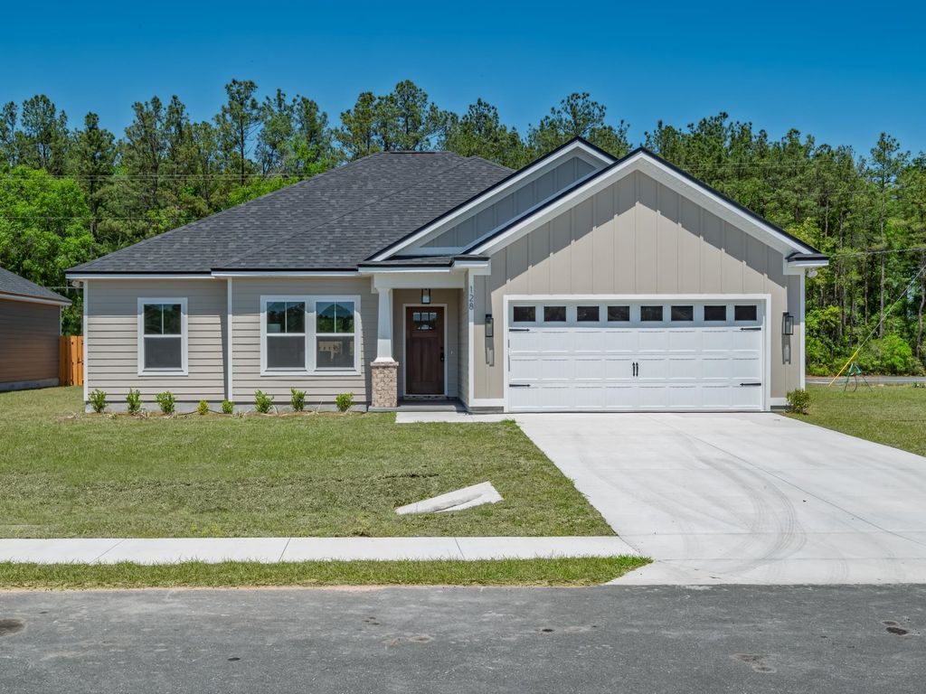 Photo of 128 Divine Loop, Crawfordville, FL 32327 (MLS # 400227)