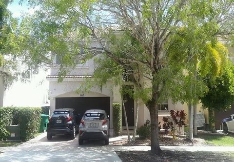 15511 SW 50th Court Pembroke Pines FL 33027