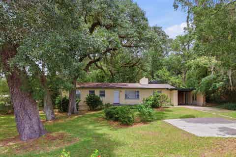Tiny photo for 1734 W THARPE Street, Tallahassee, FL 32303 (MLS # 400363)