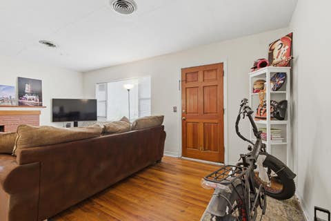Tiny photo for 1734 W THARPE Street, Tallahassee, FL 32303 (MLS # 400363)