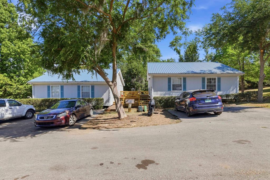 Photo of 1704-1709 S Calhoun St &amp; Gadsden Street #-, Tallahassee, FL 32301 (MLS # 399710)