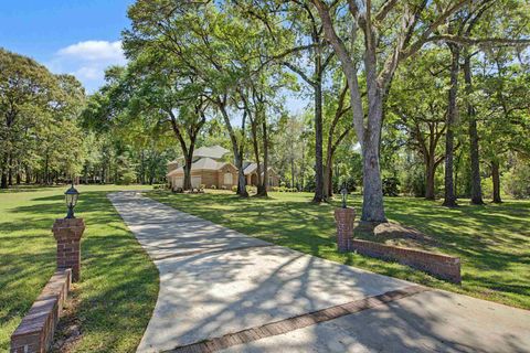 Tiny photo for 6937 Grenville Road, Tallahassee, FL 32309 (MLS # 398567)