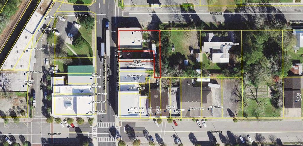 Photo of 311 N Main Street, Other Florida, FL 32333 (MLS # 387959)